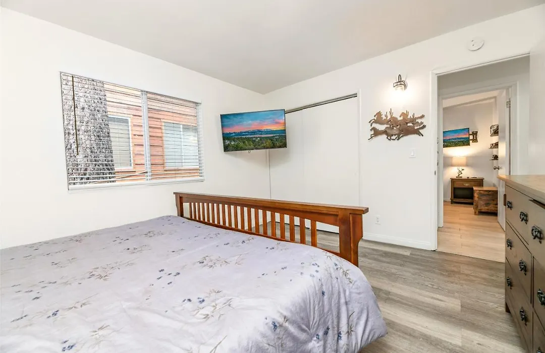 Nunu'S Cabin - Beautiful Cabin, Close To Ski Resorts And Town, Hot Tub And Board Games!-1